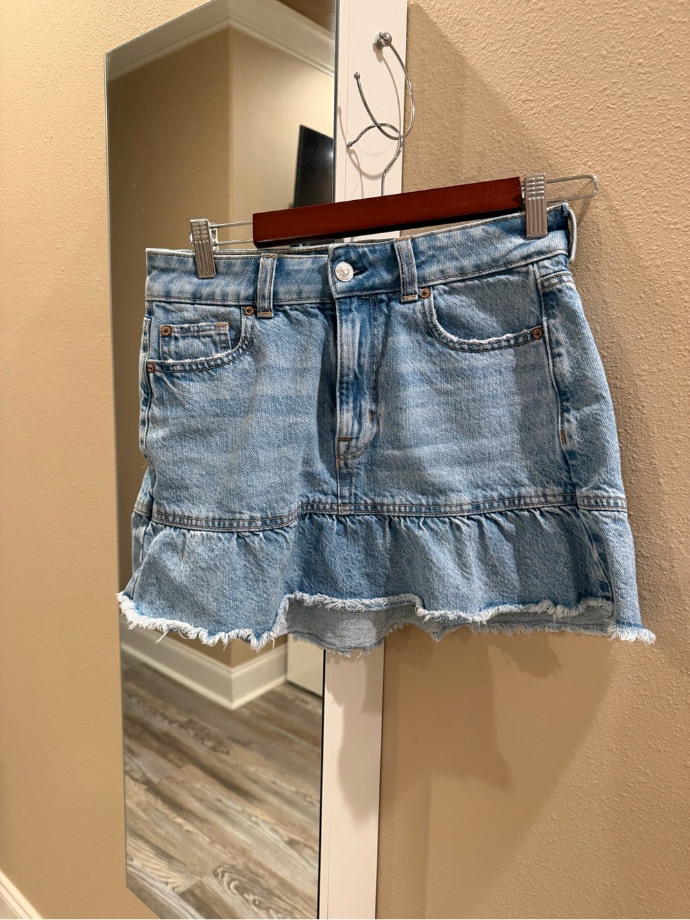 American Eagle Light Wash Denim Ruffle Hem Mini Skirt